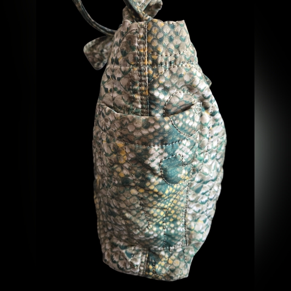 💛EUC Marc Jacobs Nylon Tote💛 - Picture 4 of 10